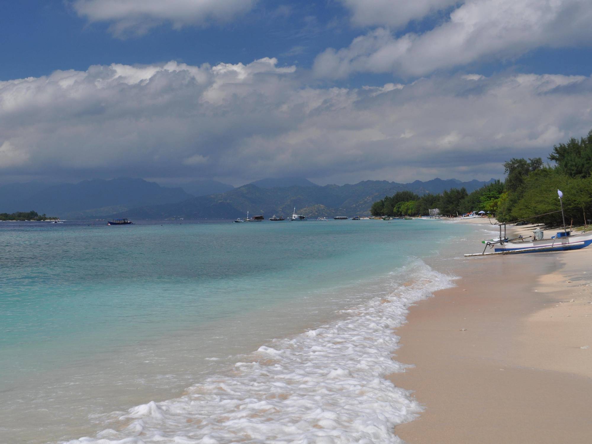 Wah Danima Resort & Restaurant Gili Trawangan Extérieur photo